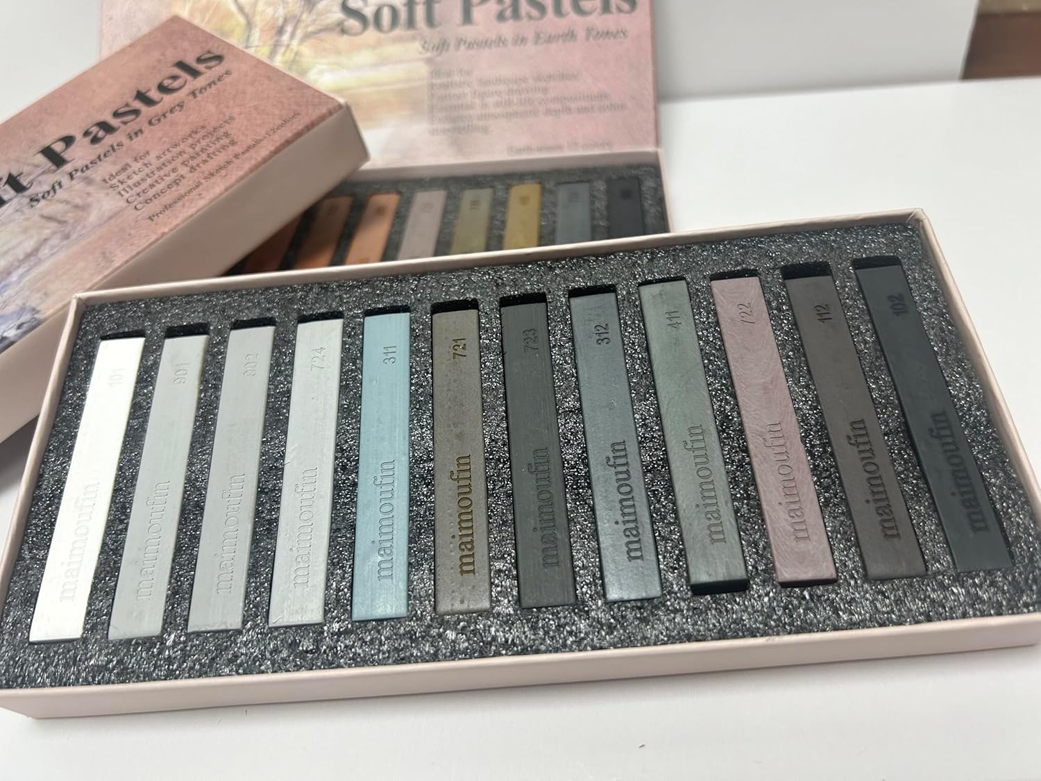 12 Grey Soft Pastels